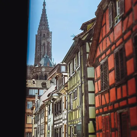 Hotel Madame C - Très Particulier 4*