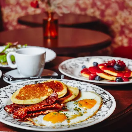 Madame C - Particulier 4*